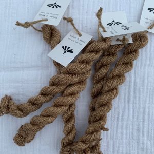 Broderigarn | Valnød 01