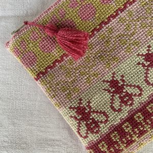 Hønsestik Clutch - Broderi Kit